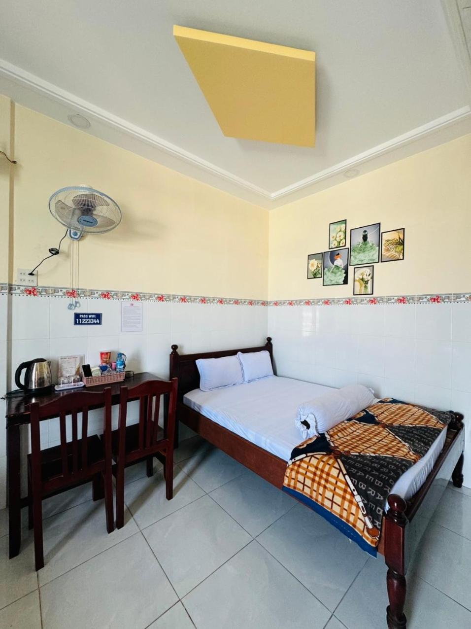 Nha Nghi Thanh Xuan- Co Cho Thue Xe May Va Xuat Hoa Don Ap Dong An Exterior foto